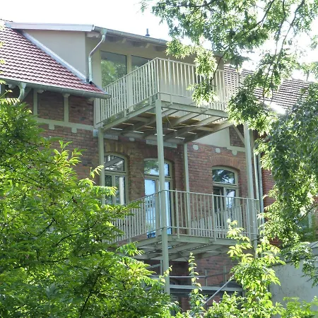 Appartement Strauss Am Botanischen Garten In