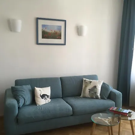 Strauss Am Botanischen Garten In Appartement *