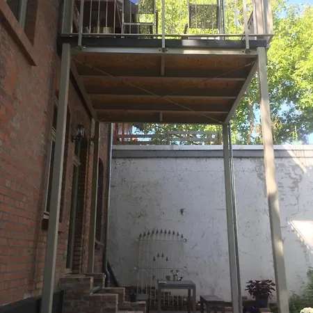 Strauss Am Botanischen Garten In *